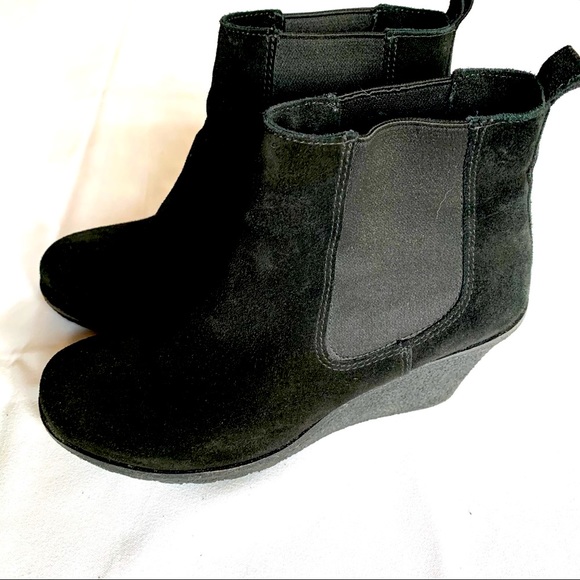 La Canadienne Waterproof Black Suede Wedge Boots - Picture 1 of 8